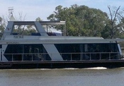#{@houseboat.name}
