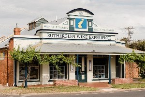 Rutherglen Wine Experience & Visitor Information Centre logo