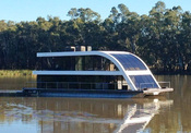 #{@houseboat.name}