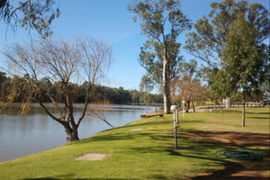 Robinvale Riverside Caravan Park logo