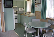 Deluxe Cabin (4 Berth)