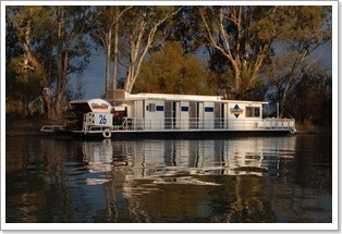 Liba Liba Houseboats - Australian Icon