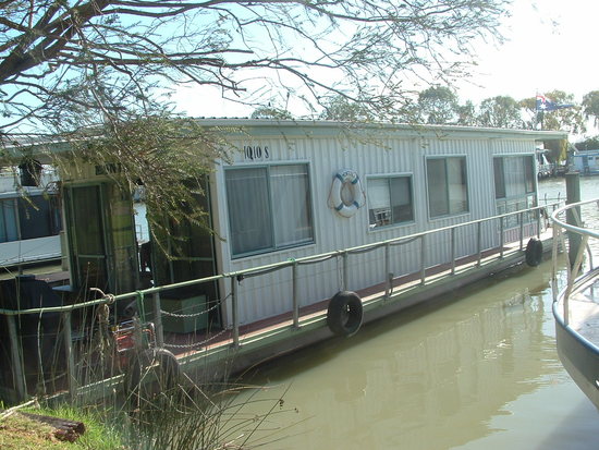 swan boats monterey monterey 2 bedroom houseboat swan boats monterey monterey 2 bedroom houseboat
